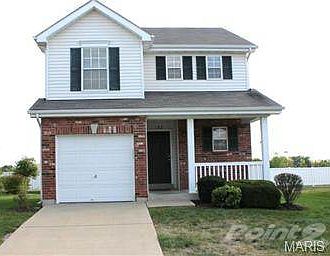 Welcome home to 132 Bayhill Village Drive