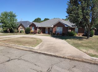 3915 Misty Ln, Paris, TX 75462