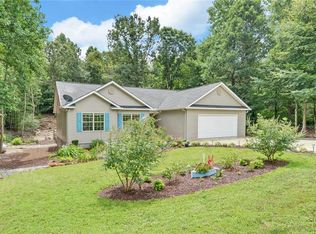216 Fairview Ct, Demorest, GA 30535
