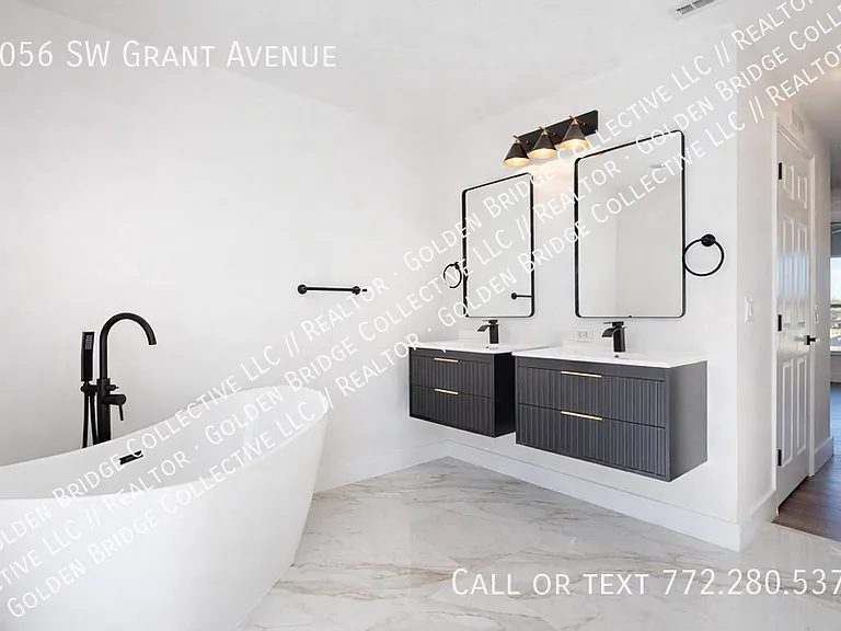 2056 SW Grant Ave — Photo 11