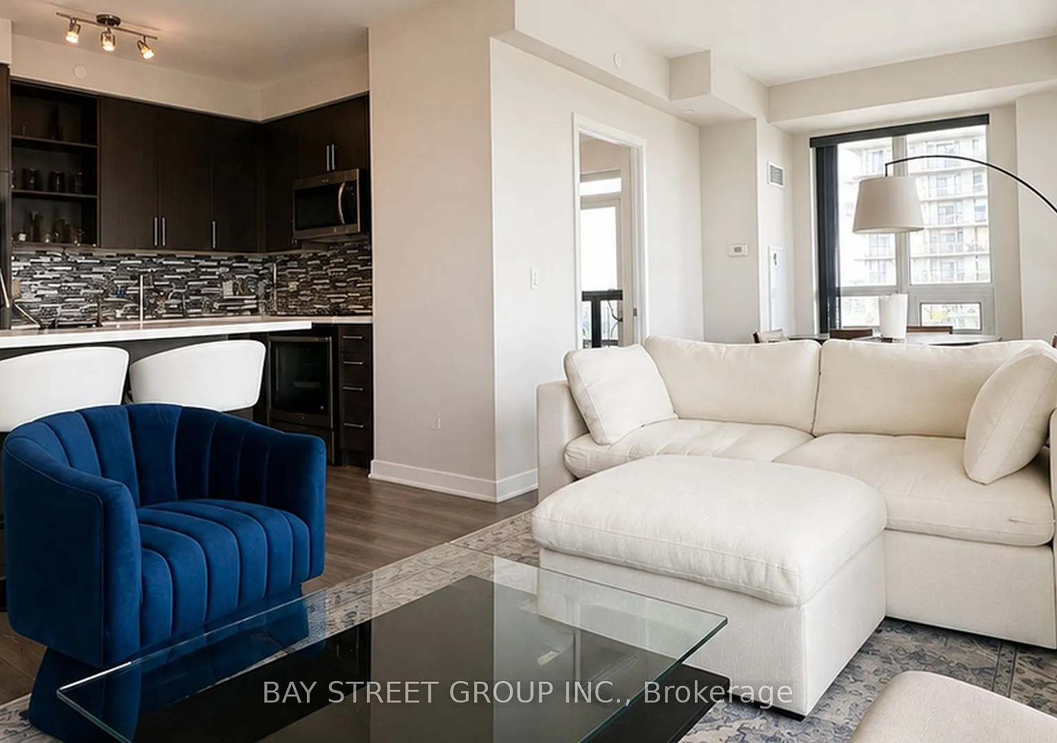 3 bed, $3,200 — Photo 4