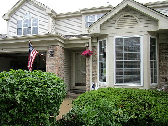 1st image of 216 Williamsburg Ct #216