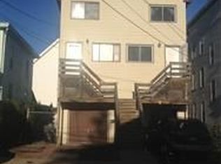 1380 Kossuth St, Bridgeport, CT 06608