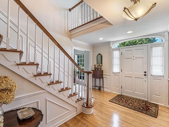 4th image of 10434 N Haddonstone PLACE