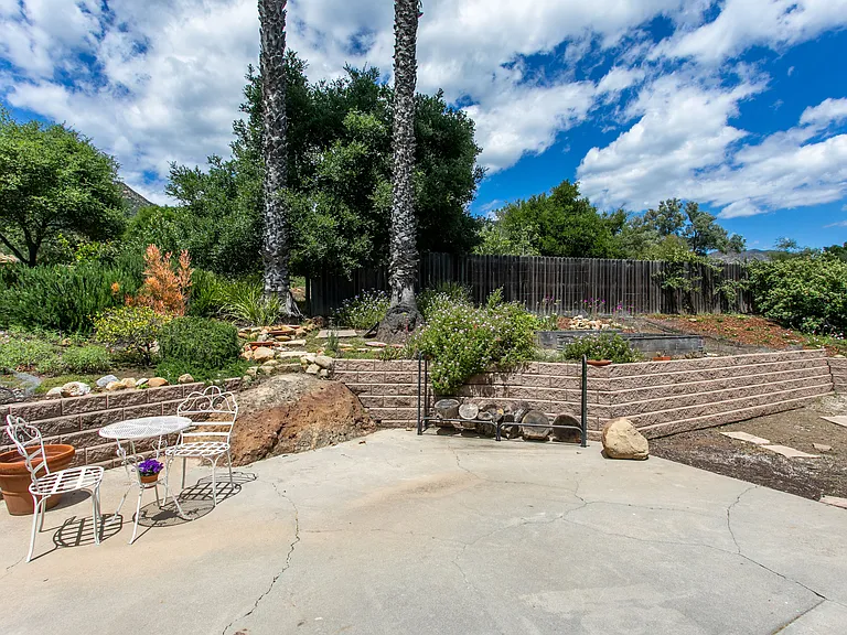 733 Circle Dr — Photo 18