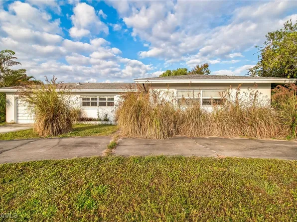 6766 Overlook Dr, Fort Myers, FL 33919
