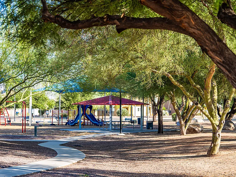 Soaring Heights Davis Monthan Air Force Base Housing — Photo 24