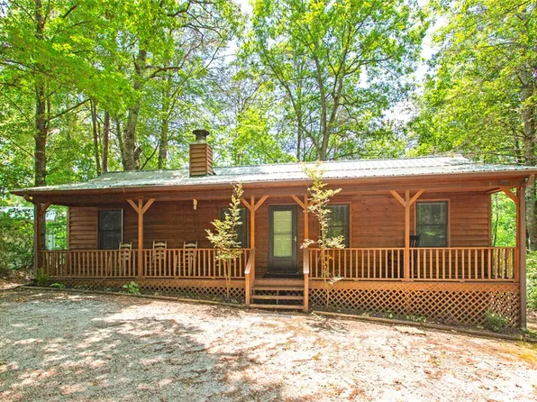 275 Lakeside Dr, Mountain Rest, SC 29664