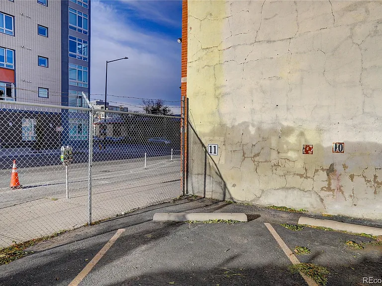 2193 Arapahoe St #11 — Photo 46