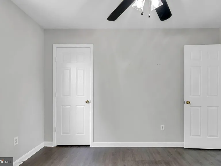 15704 Beau Ridge Dr — Photo 28