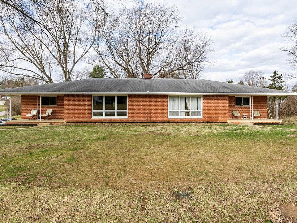 1st image of 655 & 677 N Meadowlark Ln