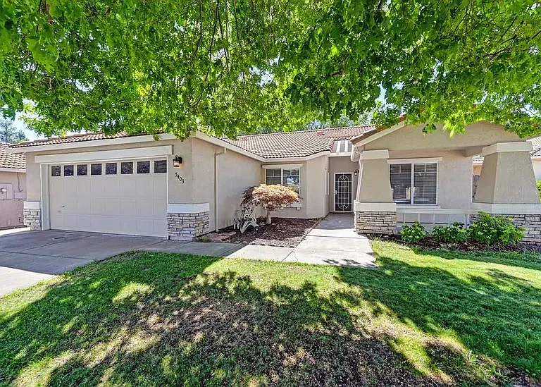 5403 Sage Ct — Photo 2