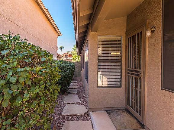 3rd image of 16643 N 59th Pl