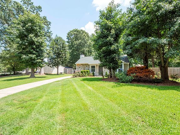 5th image of 6604 Park Hickory Dr