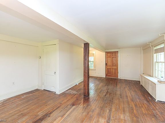5th image of 24105 Chardon Rd