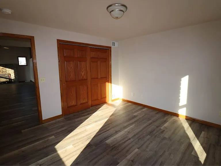 634 E Oshkosh St — Photo 1