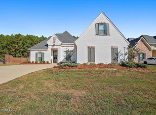 201 Duchess Ct, Flowood, MS 39232