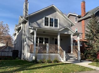 2654 Ewing Ave, Evanston, IL