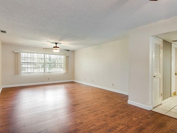 4th image of 1705 Atlanta Ct