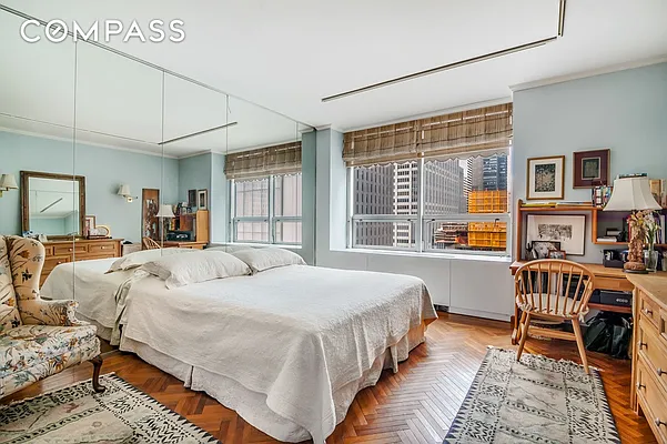 Sold by Compass | media 17