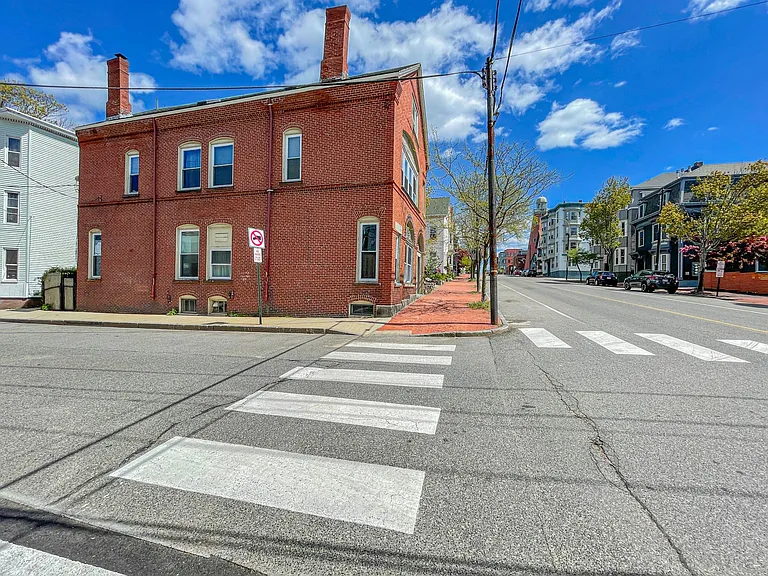 71 Sheridan St #3 — Photo 28