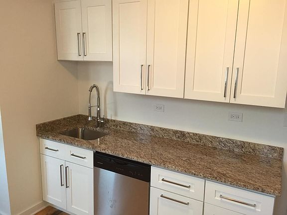 5th image of 3400 N Nagle Ave APT 3N