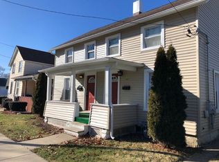 951 Oliver Ave, Aurora, IL 60506