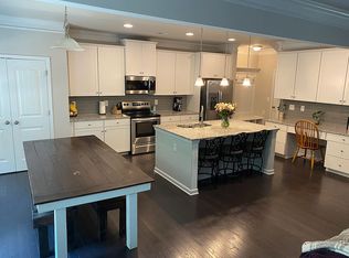 831 Blind Brook Cir, Hoschton, GA 30548