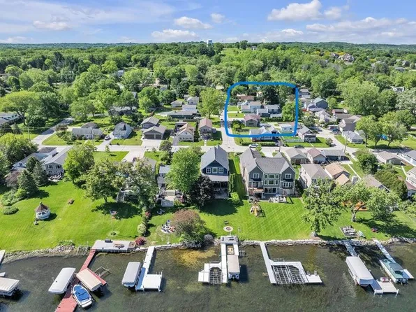 W269N2762 Lelah AVENUE, Pewaukee, WI 53072