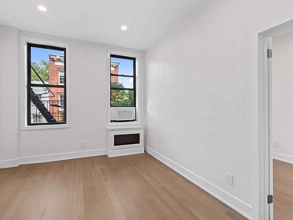 4th image of 64 Macdougal St #7A