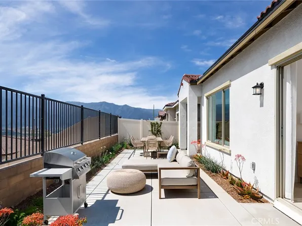 23687 Shoal Dr, Corona, CA 92883