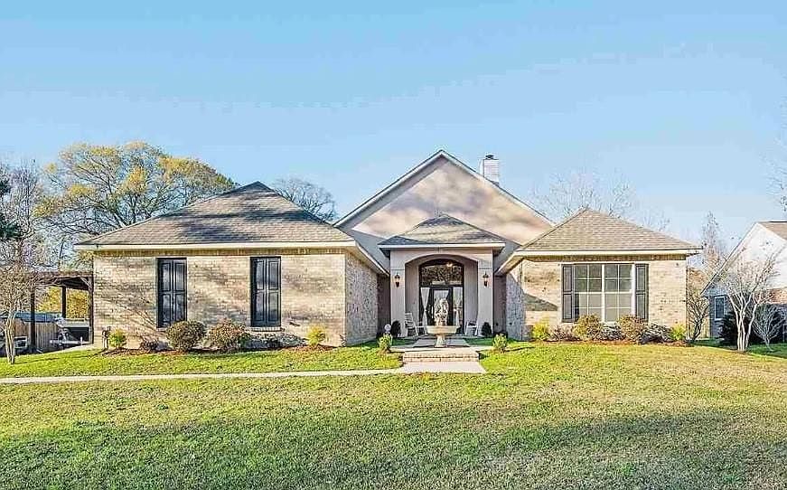 1st image of 15823 Paint Ave