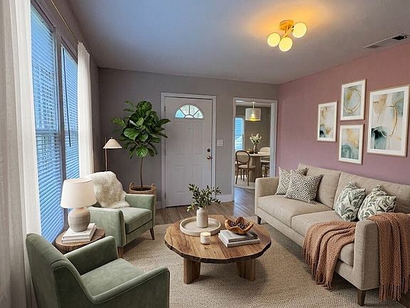 4th image of 3014 E Point St