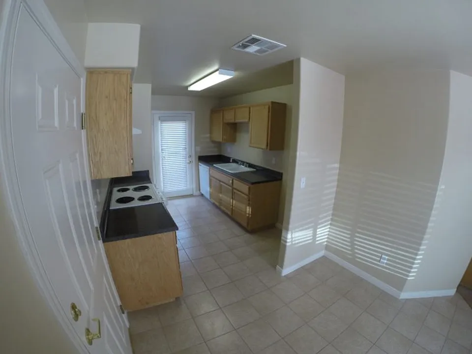 663-665 Clover Meadow Ct