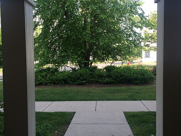 2nd image of 393 Windmill Dr