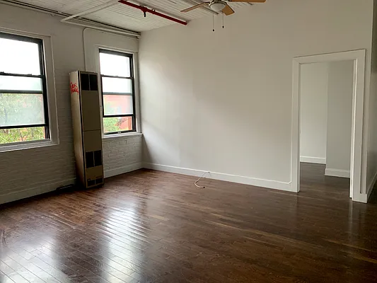 Rented by Carnegie Management Inc | media 40