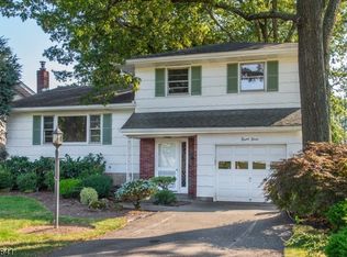 87 Wilson St, Nutley, NJ 07110