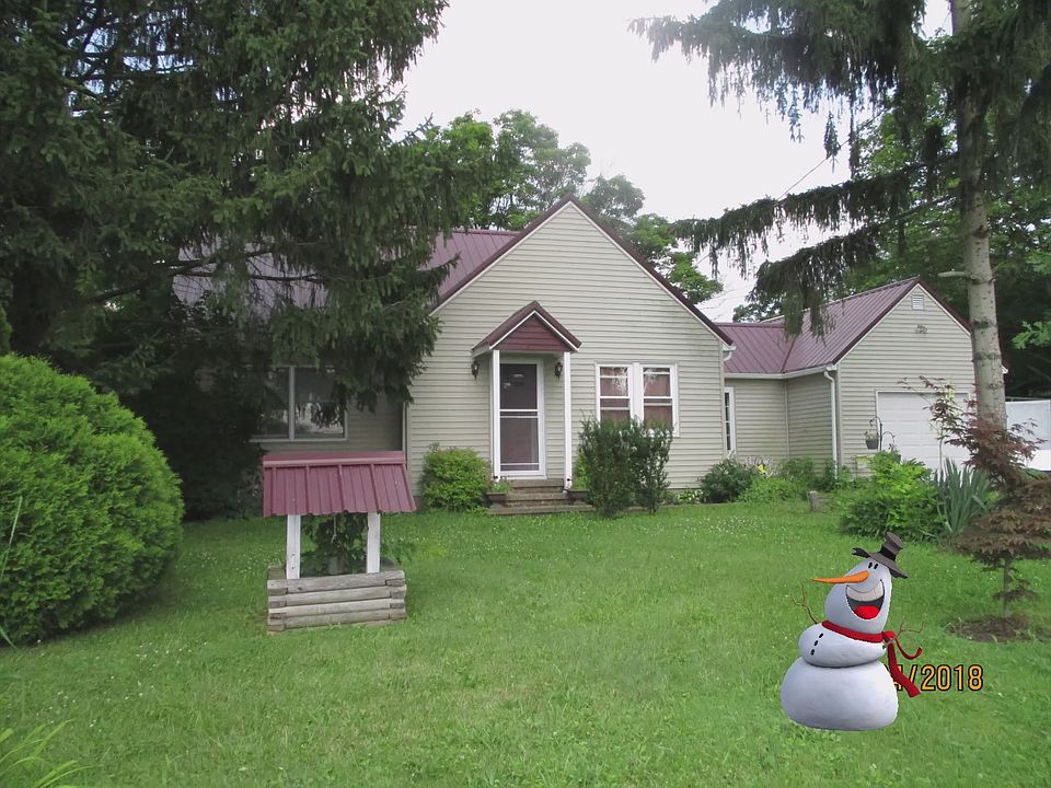 1st image of 9561 Clay St