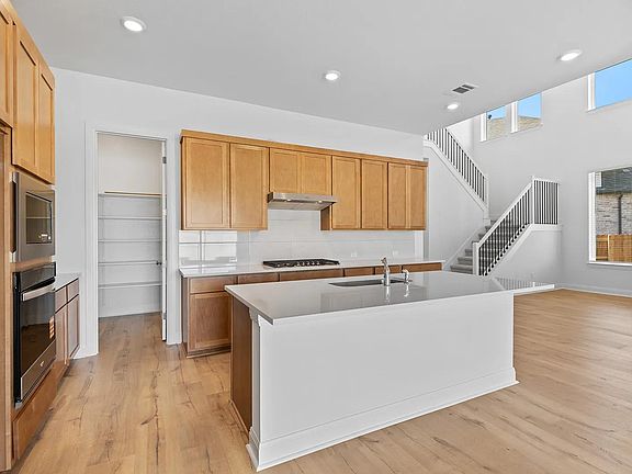 6th image of this home