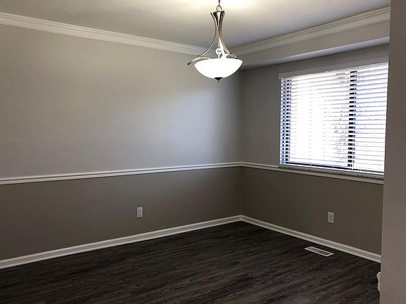 4th image of 6128 Martingale Ln