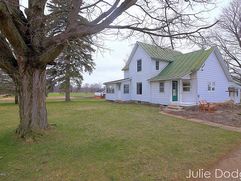 1st image of 1893 133rd Ave