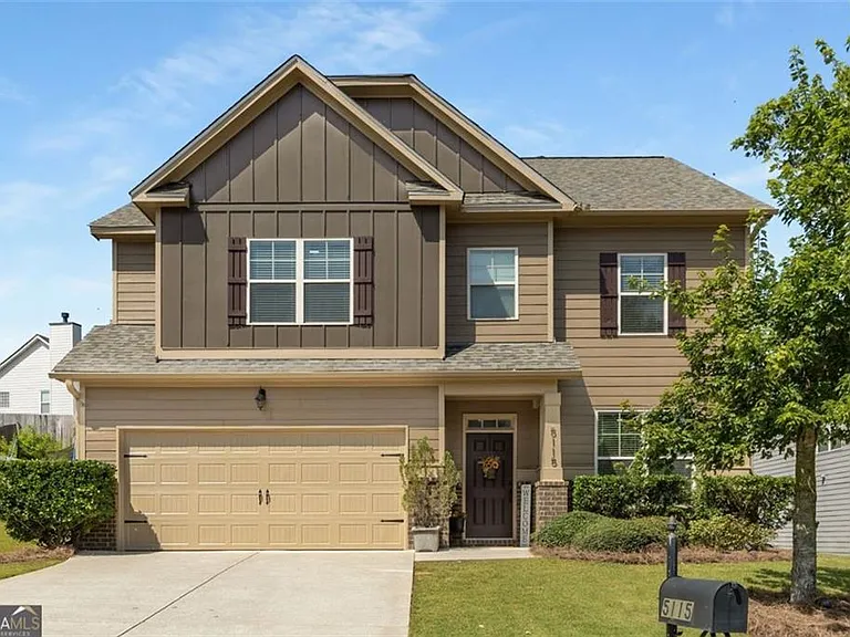 5115 Rialto Way — Photo 1