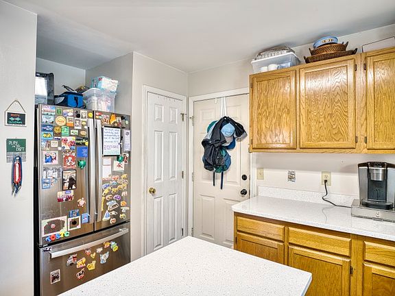 5th image of 108 Burwood Dr