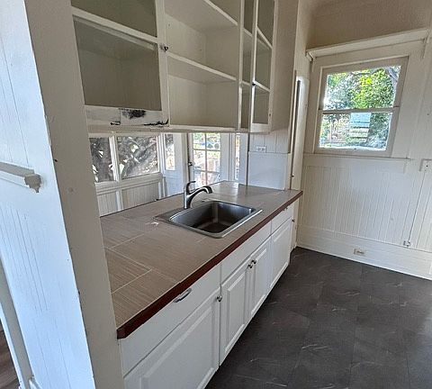 5th image of 1248 Koko Head Ave #B