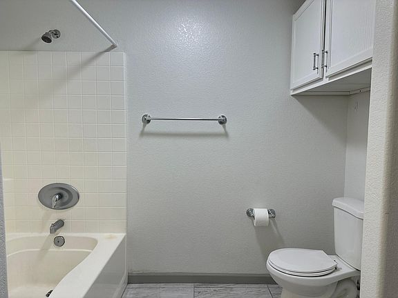 5th image of 24909 Madison Ave Unit 2811