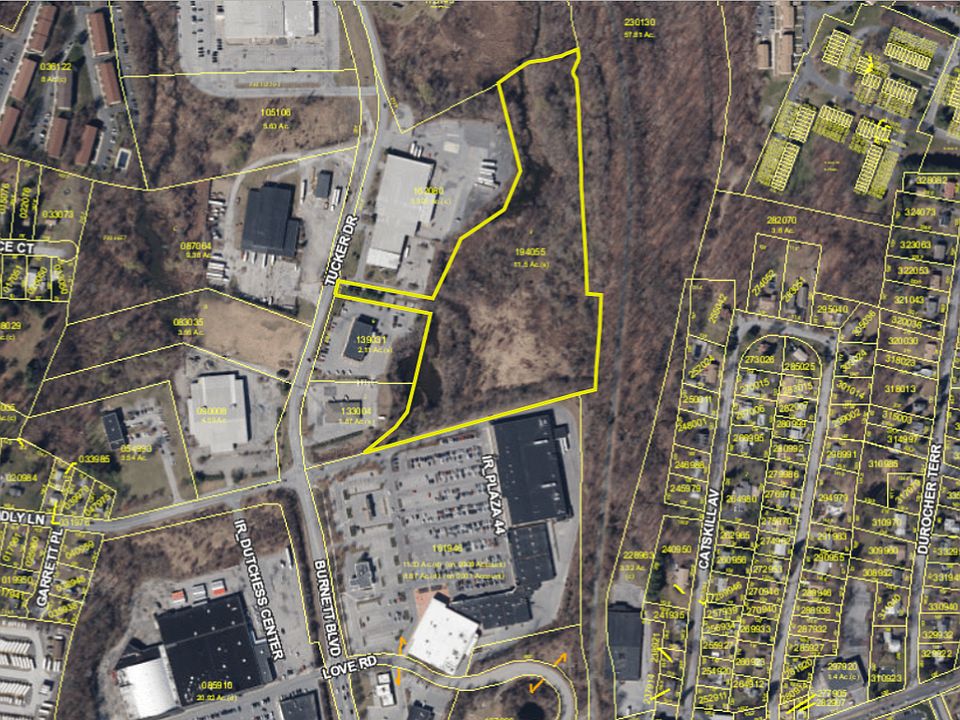 1st image of 8 Tucker Dr