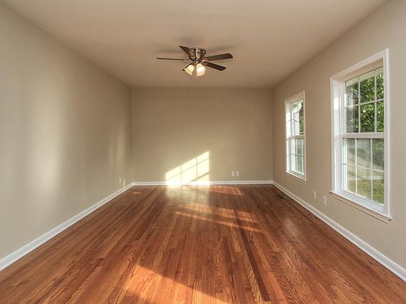 5th image of 3706 Mary Anna Dr