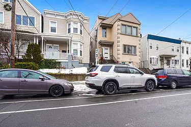 34 Garrison Avenue