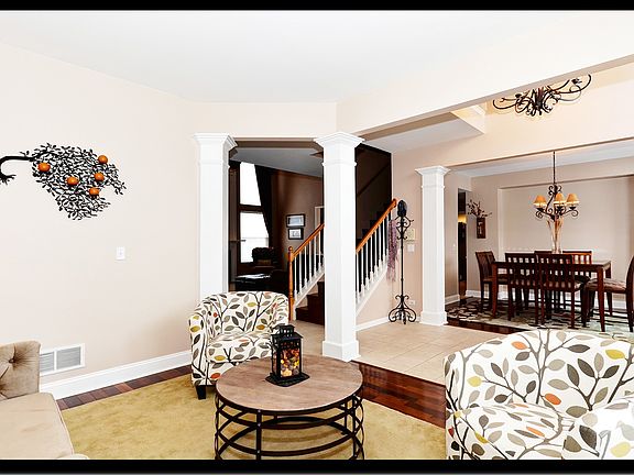 3rd image of 24242 W Bristol Ave