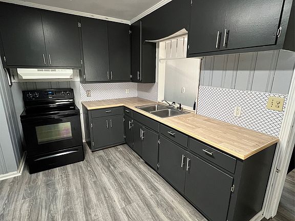 4th image of 3446 Princeton Rd